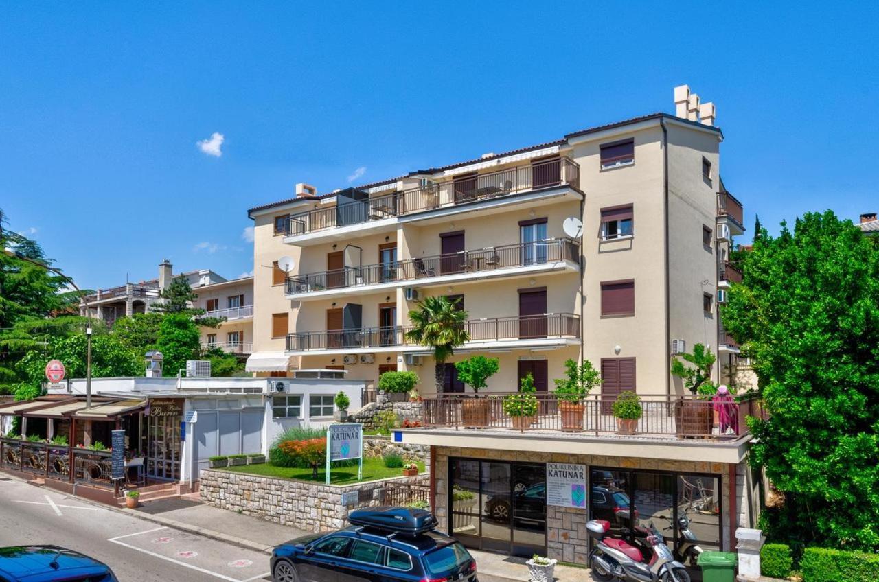 Apartments Niko Crikvenica Exterior foto